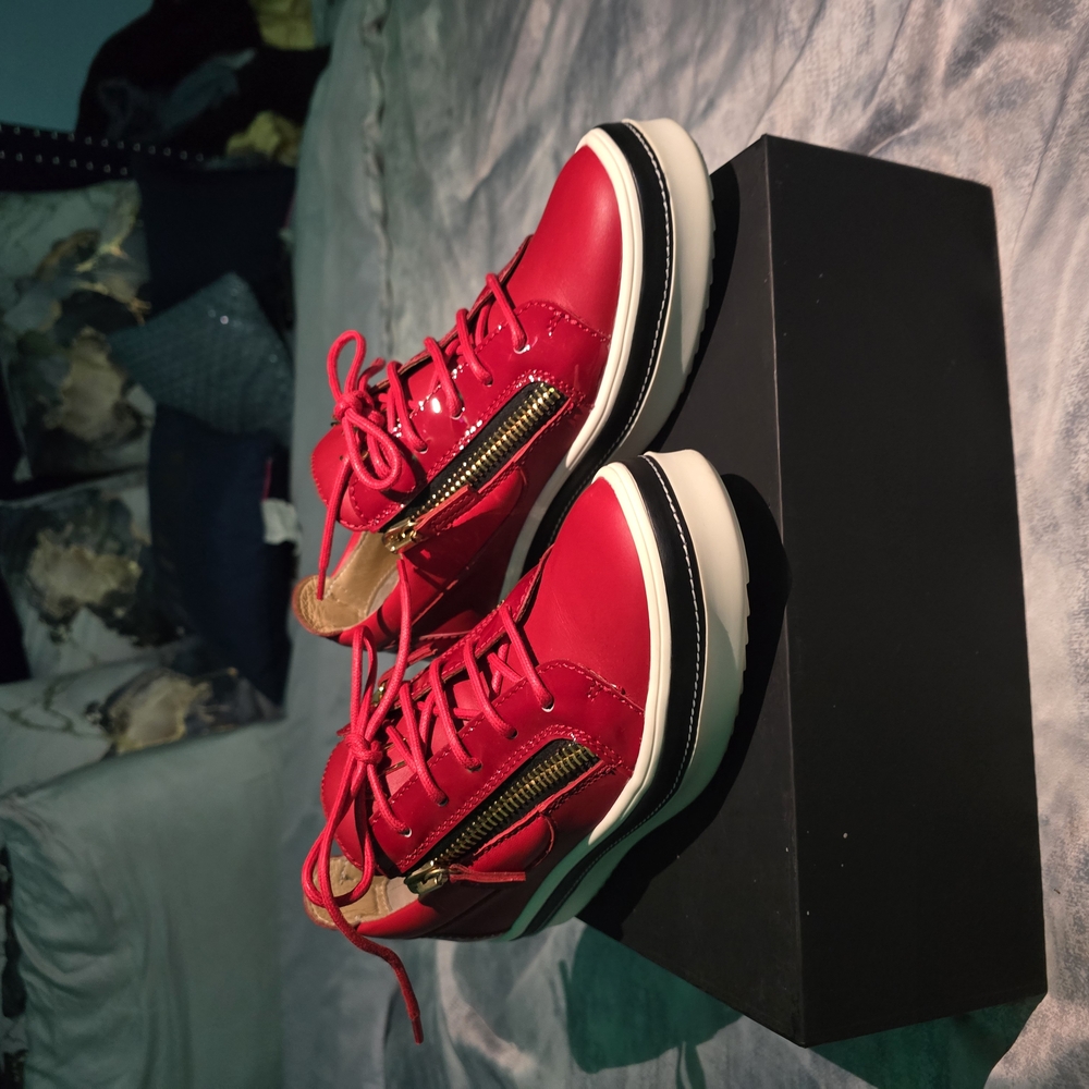 Giuseppe Zanotti Red Sneakers Vibrant Glossy Finish